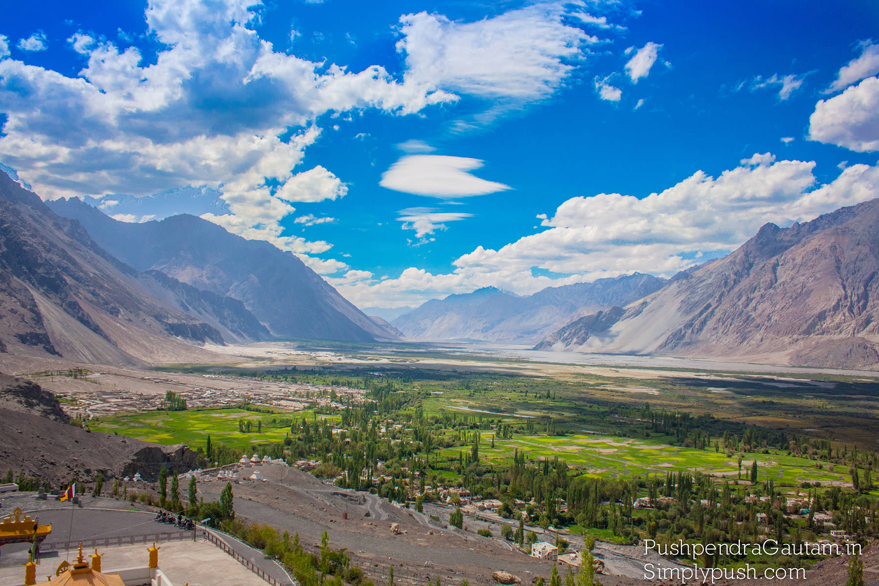 nubra-valley-mountains-pics-india